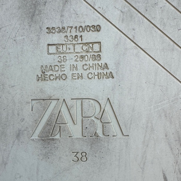 Zara Sage Green Sandals size38/7 in US. - Picture 4 of 5